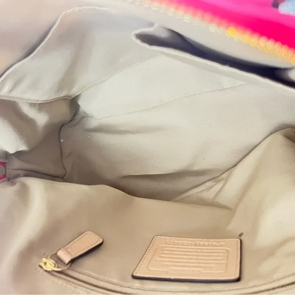 Coach F25671 Elegant Pink Women's Handbag - Picture 6 of 8